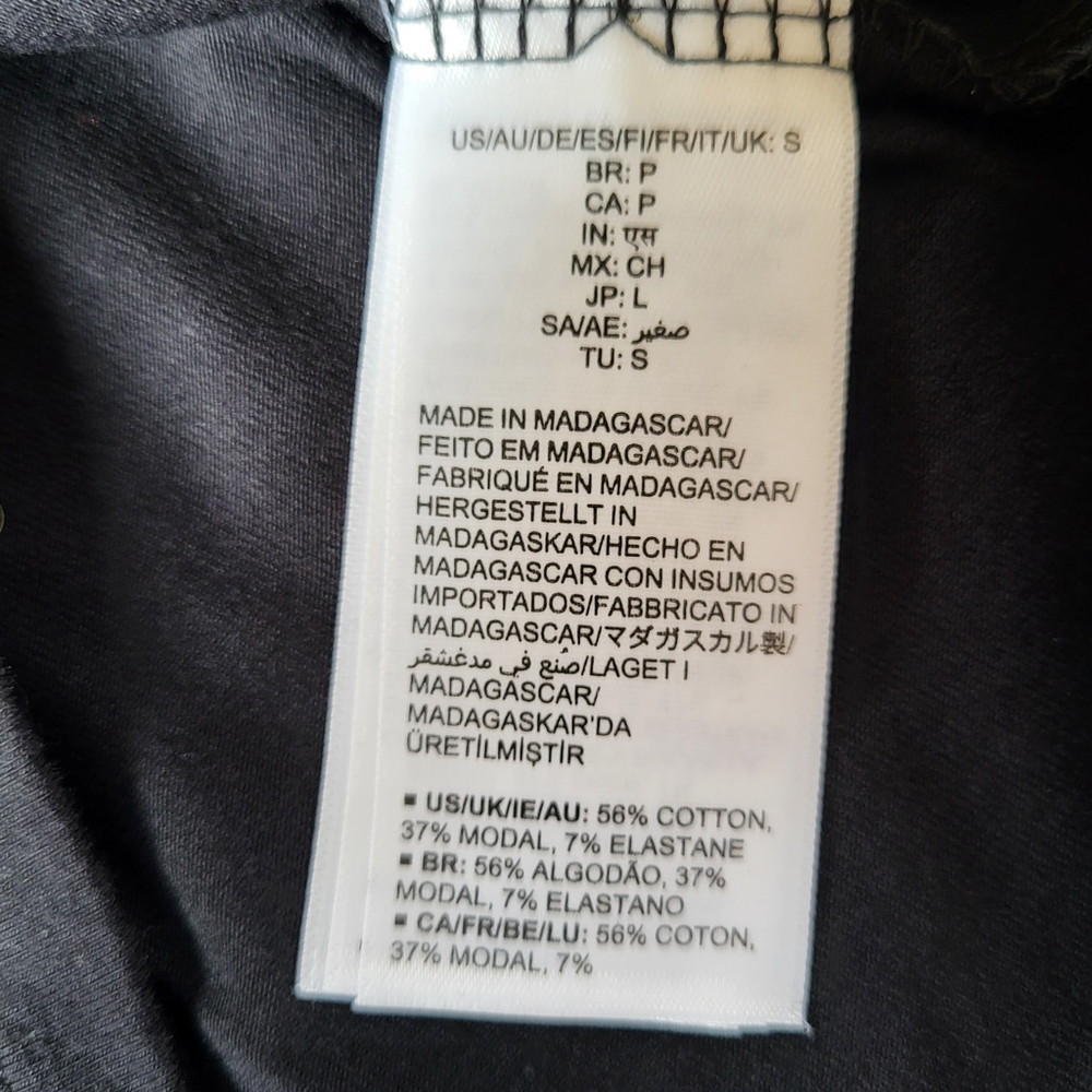 Women’s 2-Pack Short Sleeve Crewneck T-Shirts – Black & White – Size S – NWOT - Picture 6 of 8